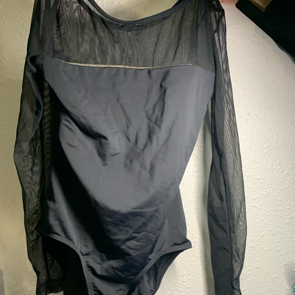 leotard ! - Picture 2 of 2